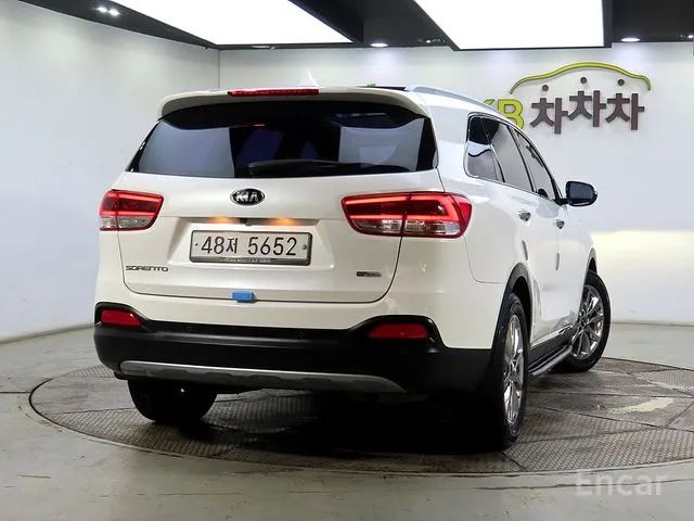 KIA SORENTO 2.2 2WD NOBLESSE