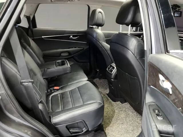 KIA SORENTO 2.2 2WD