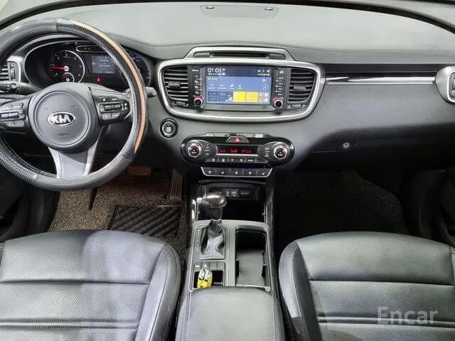 KIA SORENTO 2.2 2WD PRESTIGE