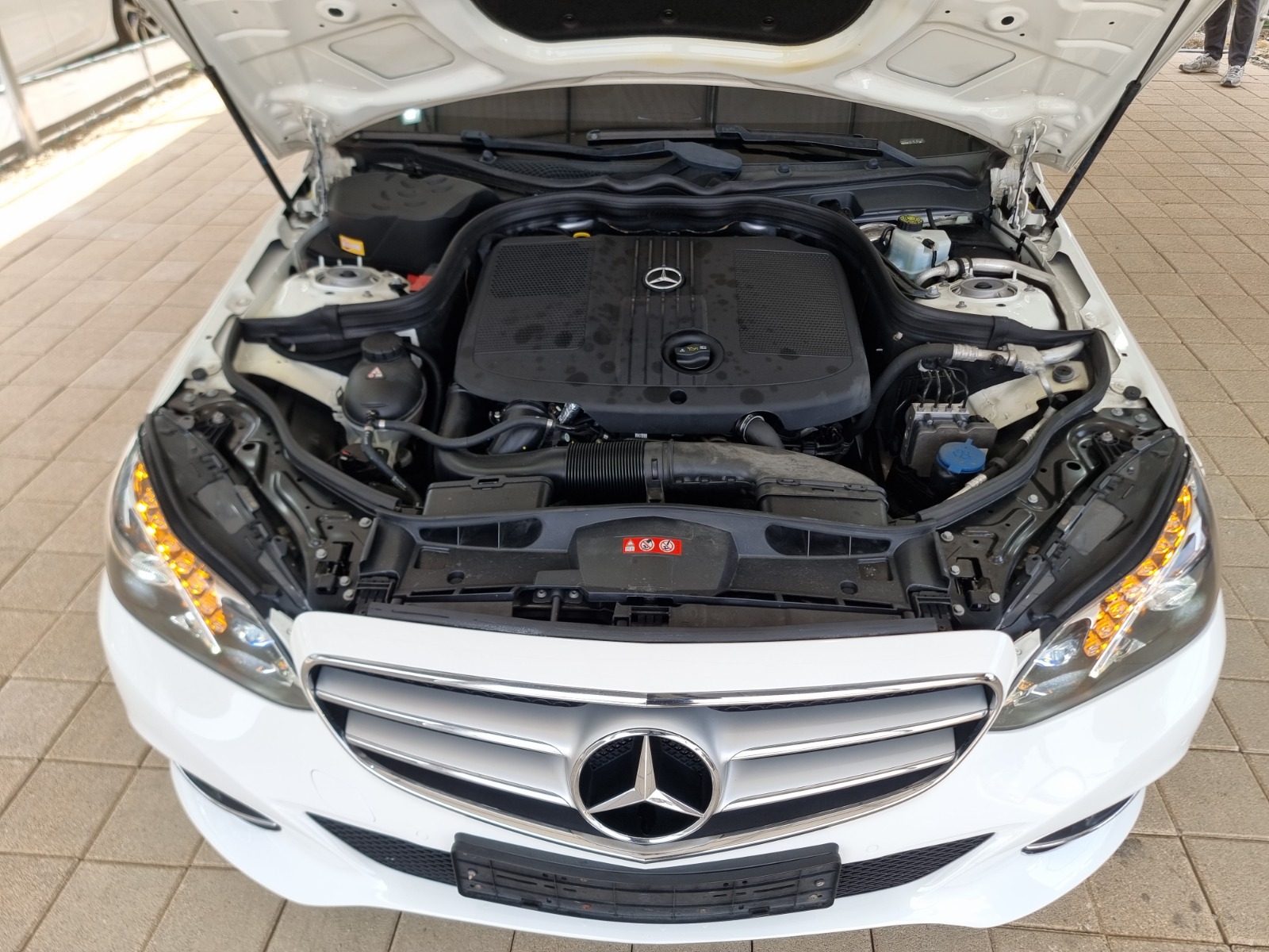 MERCEDES E CLASS