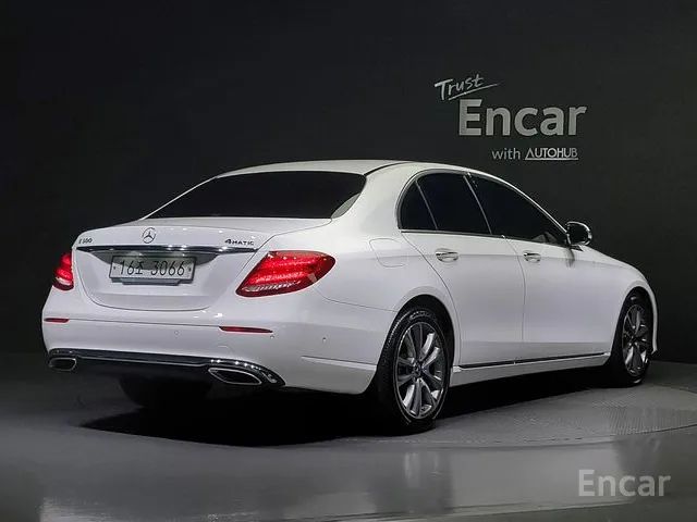 E-Class W213 E300 4MATIC Avantgarde