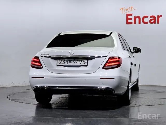 E-Class W213 E220d Avantgarde