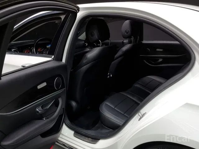 E-Class W213 E220d Avantgarde