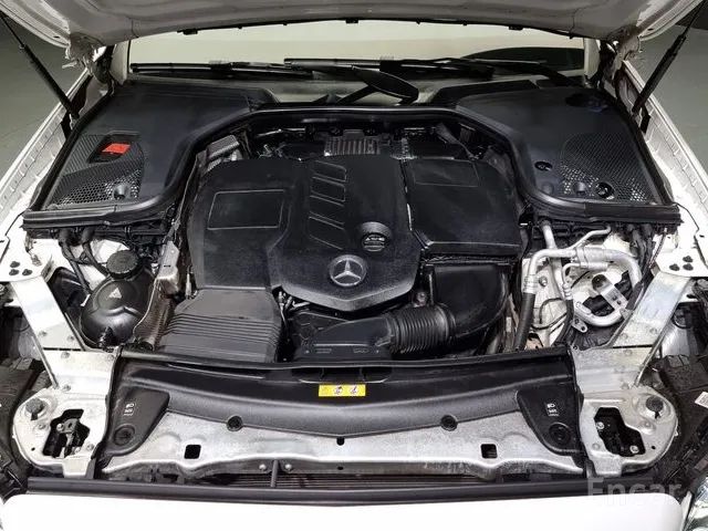 E-Class W213 E220d Avantgarde