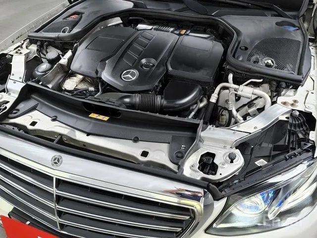 E-Class W213 E220d  4MATIC Exclusive