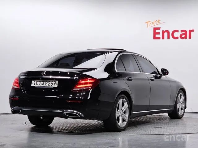 E-Class W213 E220d Avantgarde