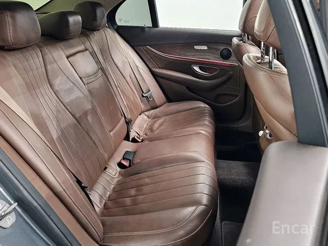 E_Class W213 E220d Exclusive