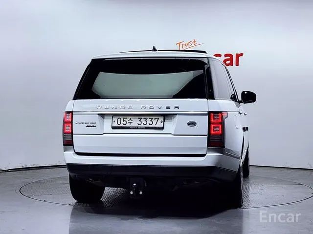 Range Rover 4th generation 4.4 SDV8 Vogue SE diesel