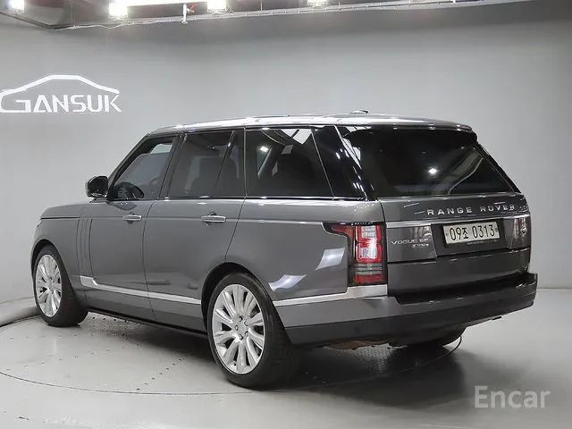 Range Rover 4th generation 4.4 SDV8 Vogue SE diesel