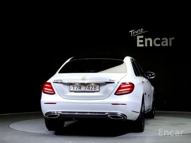 E-Class W213 E220d 4MATIC Exclusive