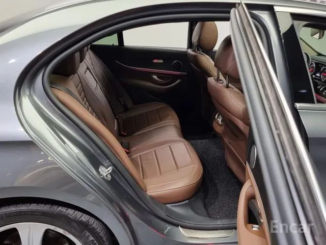 E-Class W213 E220d Avantgarde