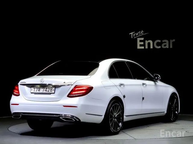 E-Class W213 E220d 4MATIC Exclusive