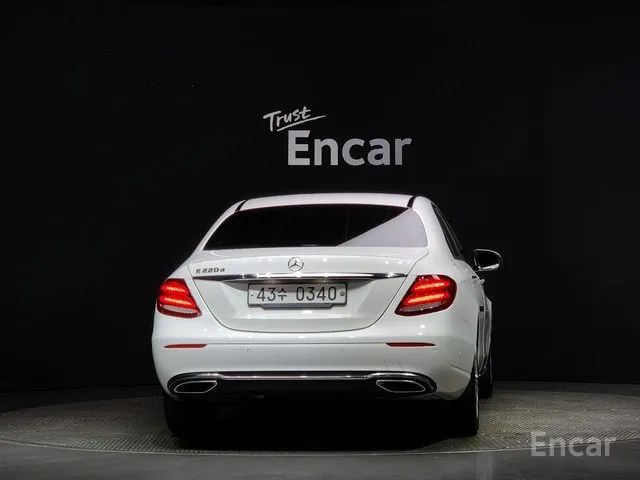 E-Class W213 E220d Avantgarde