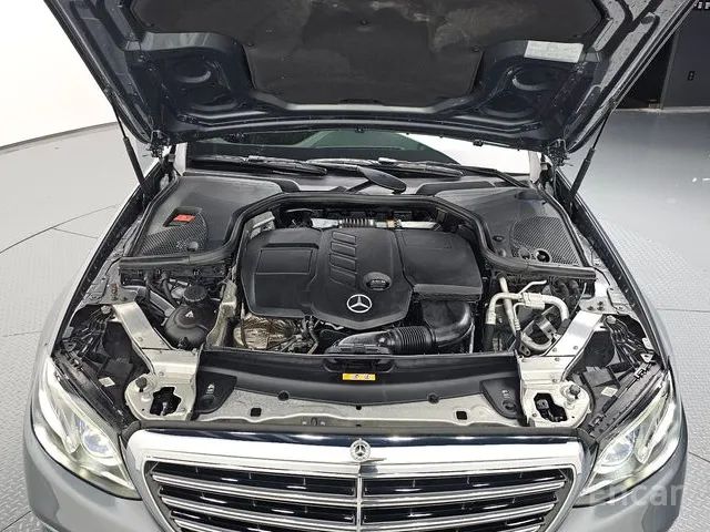 E-Class W213 E220d 4MATIC Exclusive