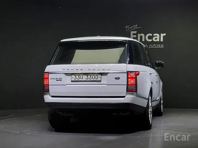 Range Rover 4th generation 4.4 SDV8 Vogue SE diesel