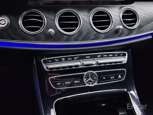 E-Class W213 E220d Avantgarde