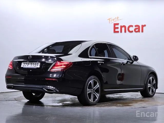 E-Class W213 E220d 4MATIC Avantgarde