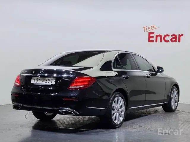 E-Class W213 E220d 4 MATIC Exclusive