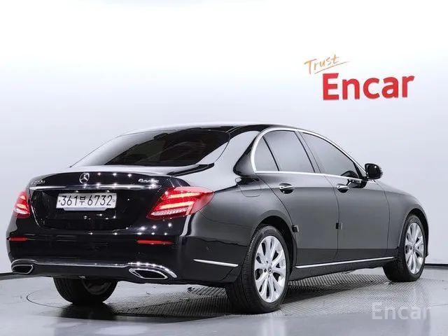 E-Class W213 E220d 4MATIC Exclusive