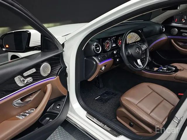 E-Class W213 E220d Avantgarde