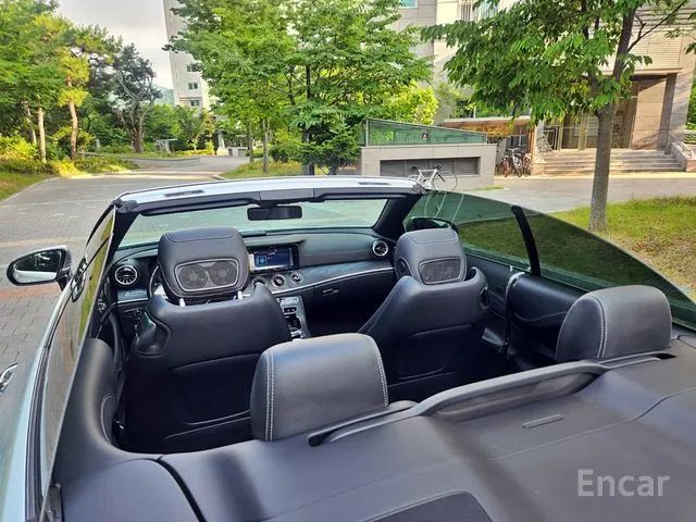 E-Class W213 E220d Cabriolet