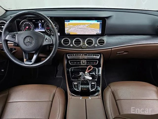 E-Class W213 E220d 4MATIC Avantgarde