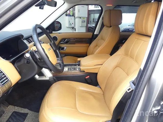 Range Rover 4th Generation 4.4 SDV8 Vogue SE diesel