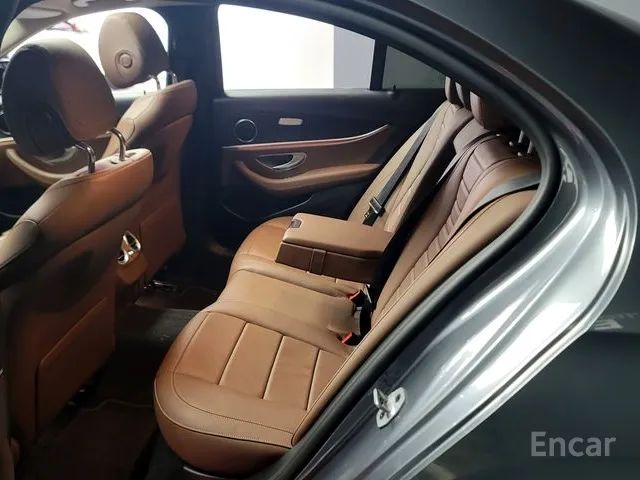 E-Class W213 E220d Avantgarde