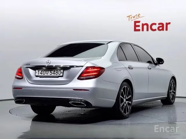 E-Class W213 E220d Avantgarde