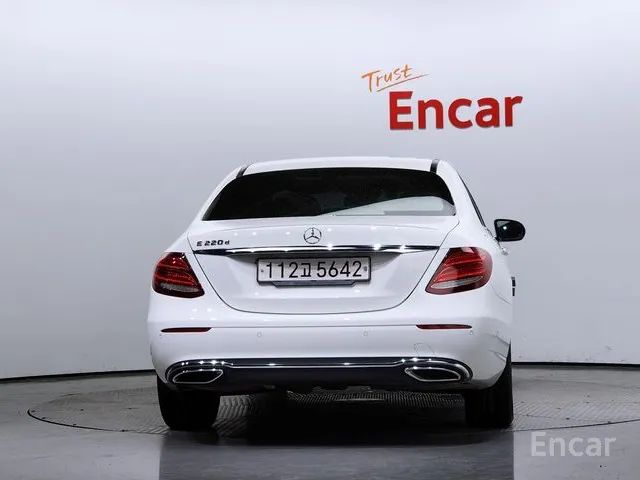 E-Class W213 E220d Avantgarde