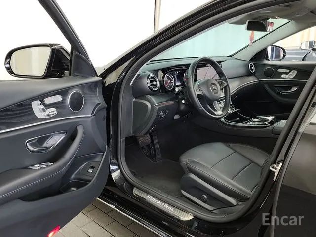 E-Class W213 E220d Avantgarde