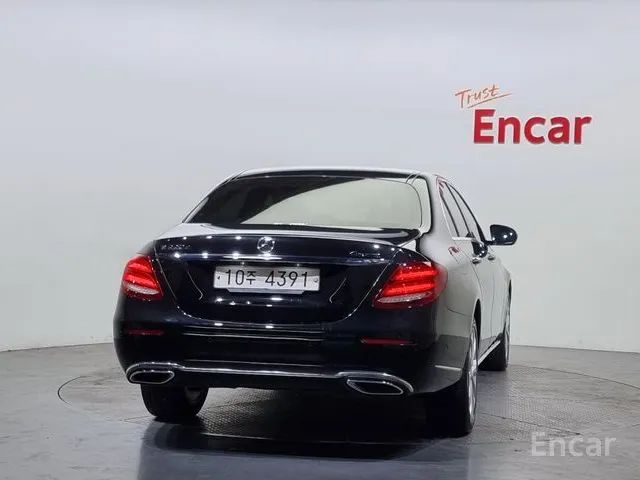 E-Class W213 E220d 4 MATIC Exclusive