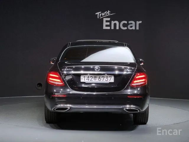 E-Class W213 E220d Avantgarde