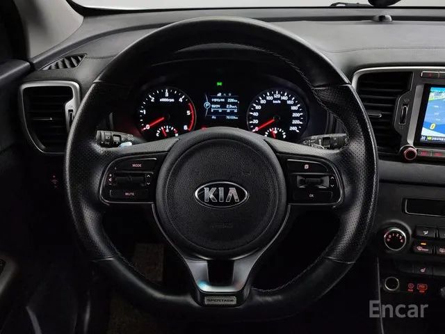 KIA SPORTAGE 4TH GENERATION  1.7 2WD TRENDY