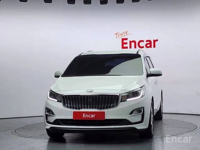 THE NEW KIA CARNIVAL 9-SEATER PRESTIGE