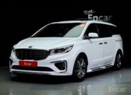 THE NEW KIA CARNIVAL 9-SEATER LUXURY