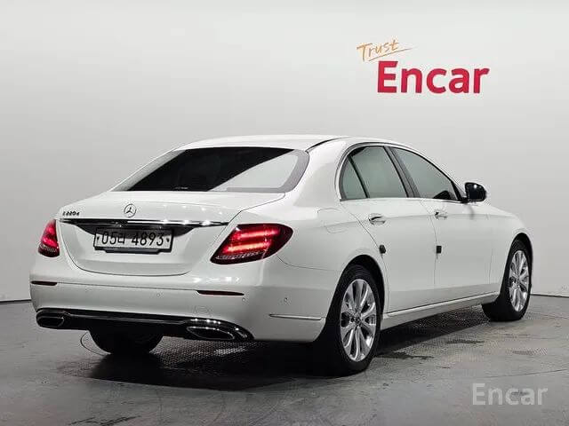 BENZ E-CLASS W213 E220D EXCLUSIVE