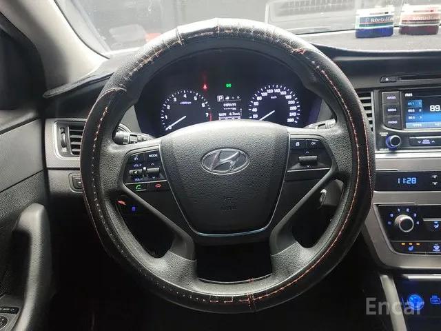 HYUNDAI LF SONATA 2.0 STYLE