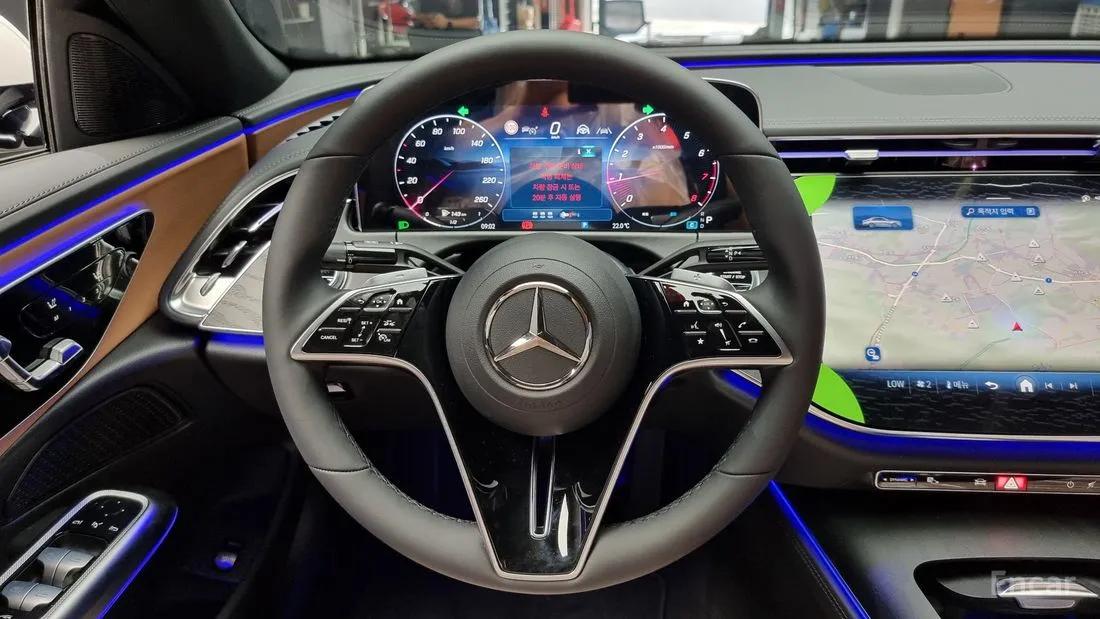 MERCEDES BENZ E-CLASS W214 E200 AF-GARDE