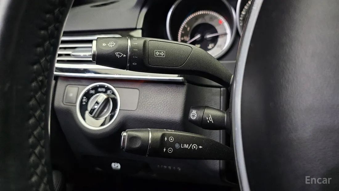 MERCEDES BENZ E-CLASS W212 E200 AF-GARDE