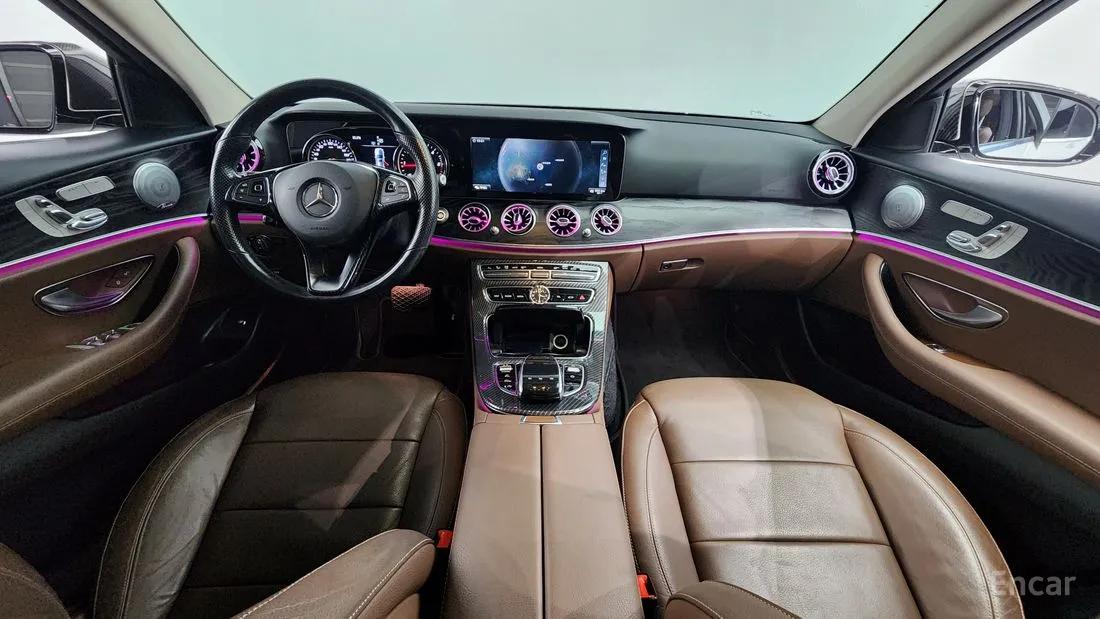 MERCEDES BENZ E-CLASS W213 E220D AVANGARDE
