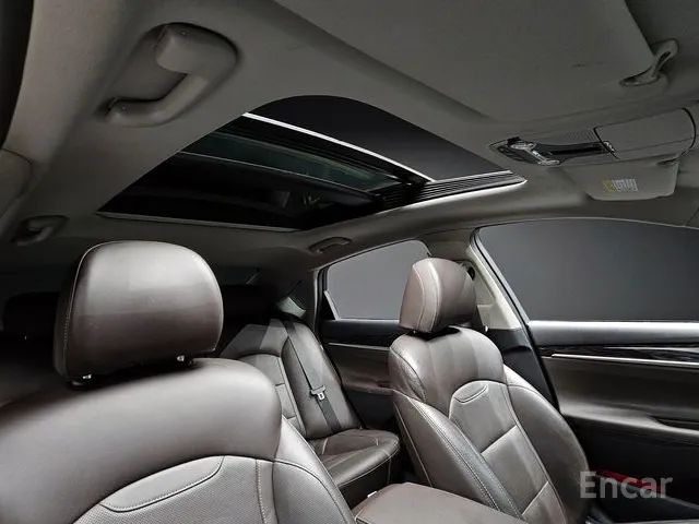 HYUNDAI GRANDEUR IG PREMIUM