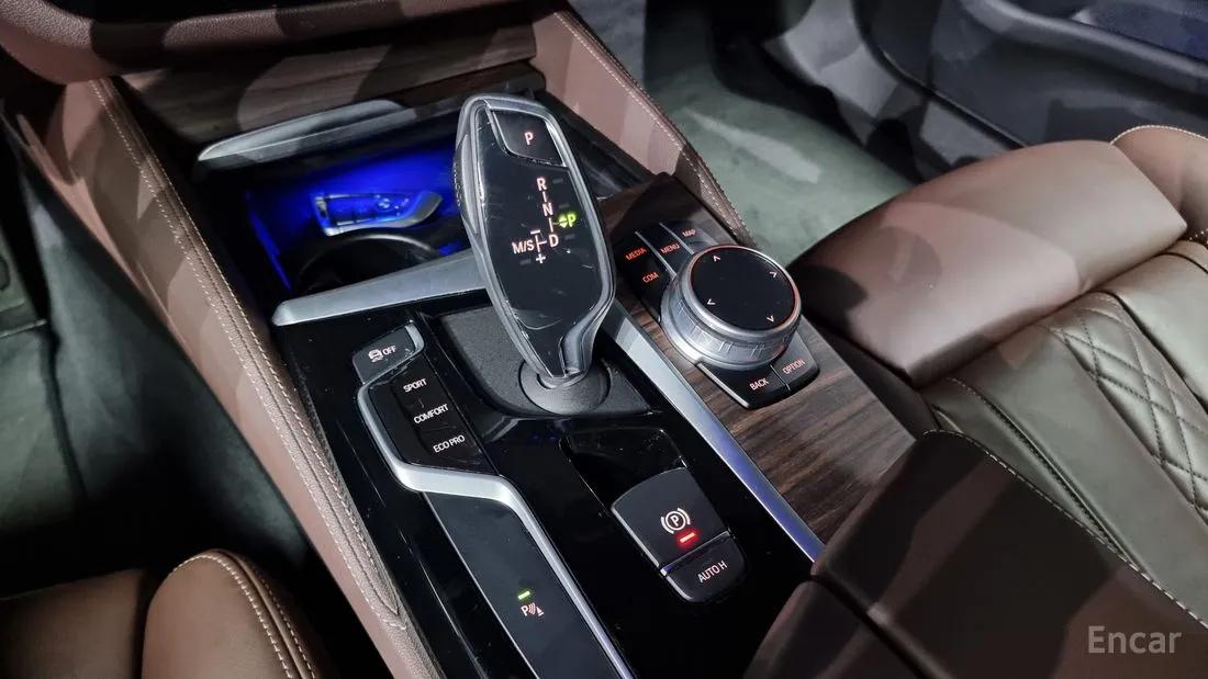 BMW 5 SERIES (G30) 520I M SPORT
