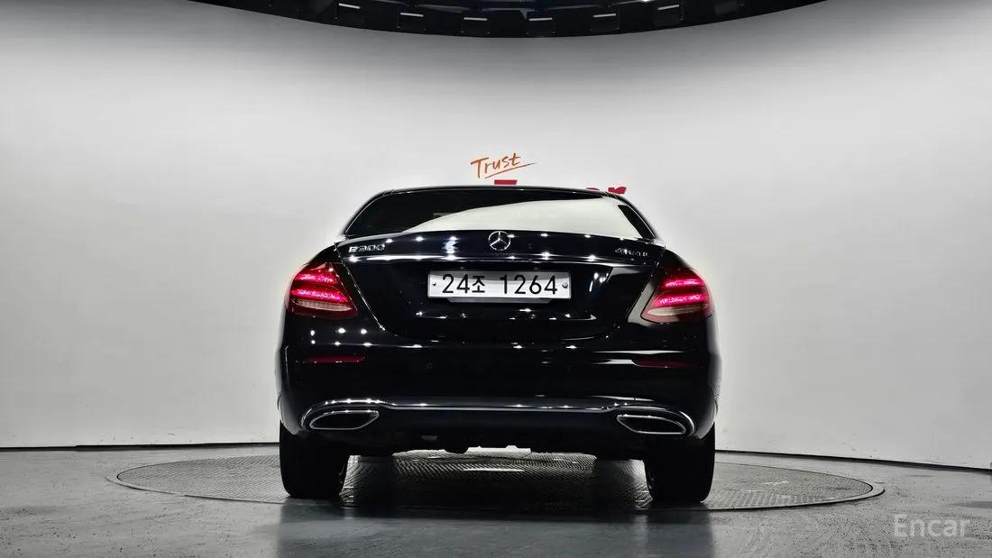 MERCEDES BENZ E-CLASS W213 E220D EXCLUSIVE