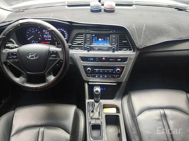 HYUNDAI LF SONATA 2.0 STYLE