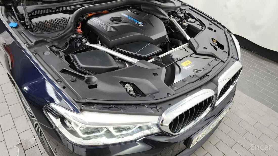 BMW 5 SERIES (G30) 530E M SPORT