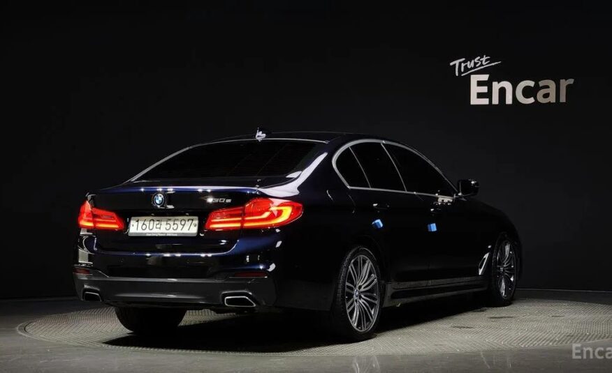 BMW 5 SERIES (G30) 530E M SPORT