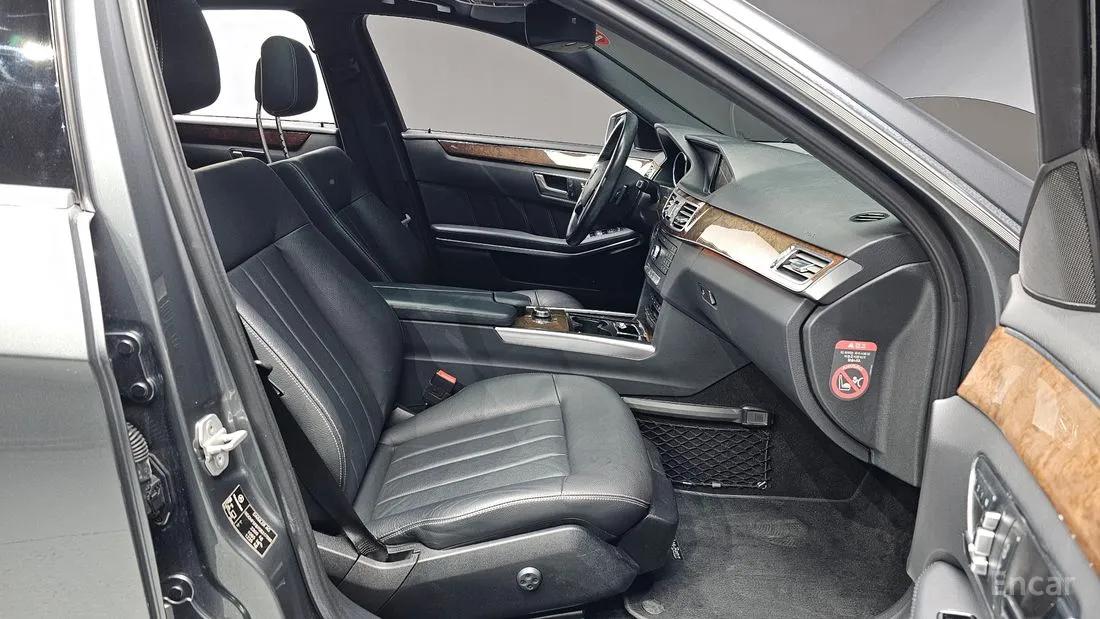 MERCEDES BENZ E-CLASS W212 E300 ELEGANCE