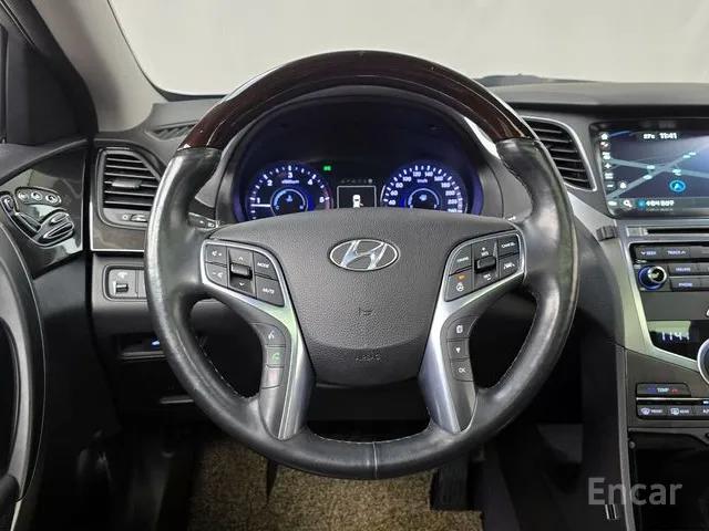 HYUNDAI GRANDEUR HG HG220 PREMIUM