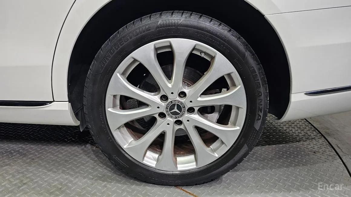 MERCEDES BENZ E-CLASS W213 E220D EXCLUSIVE